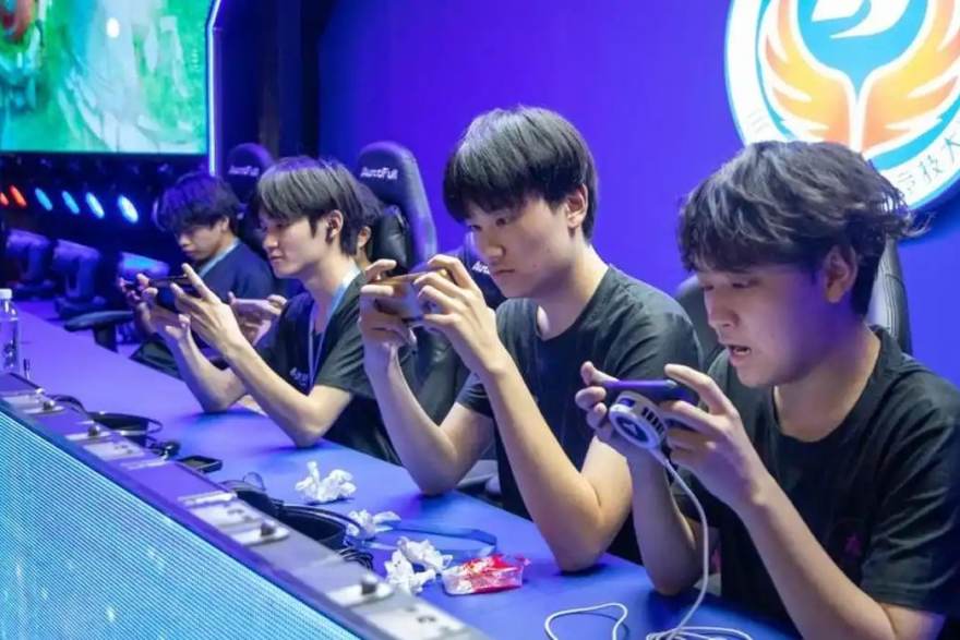 赛事阶段与选手状态：电竞资料阅读中的时间线意识